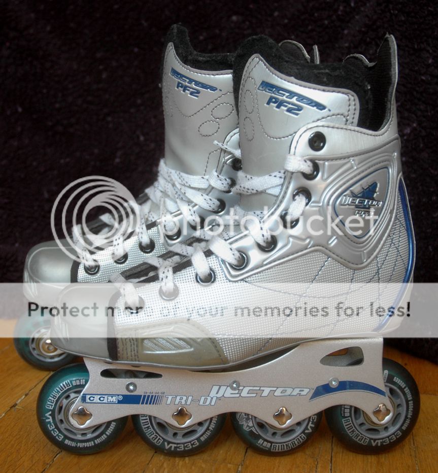 CCM VECTOR PF2 Inline Hockey Skates Mens Boys 2 D 2D Roller Blades eBay