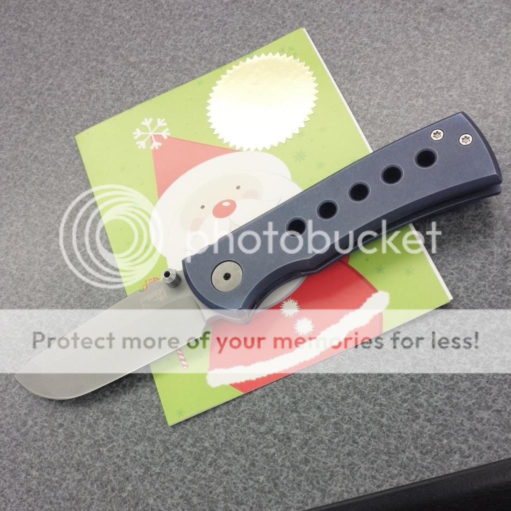 Chaves Redencion 228 Blade HQ edition Blue anodized with holes