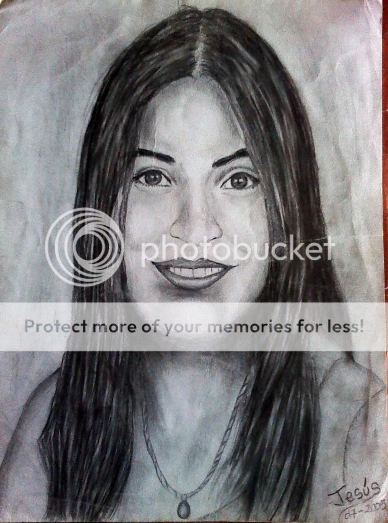 Dibujo de rostro femenino. Dibujo de rostro femenino.